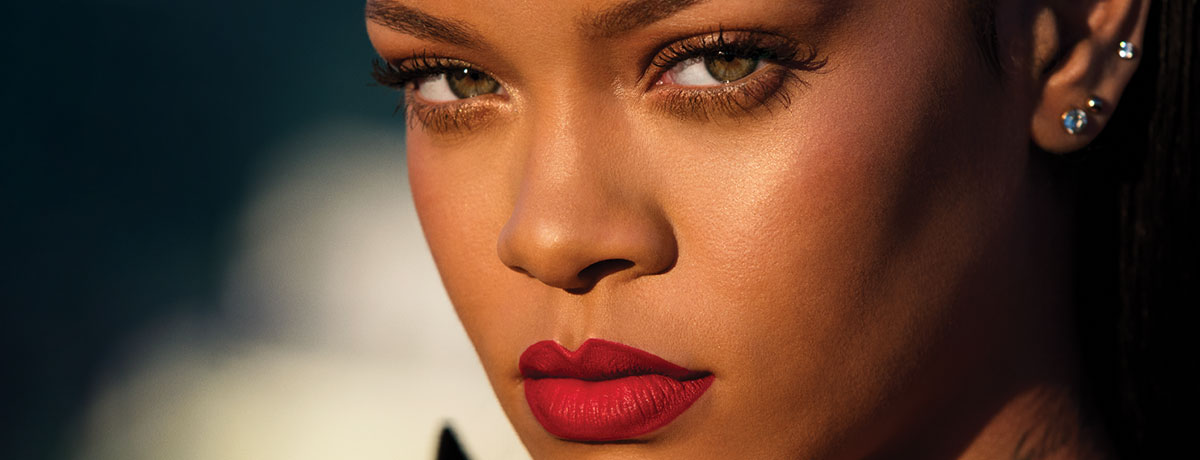 Makijaż w stylu gwiazd: Rihanna